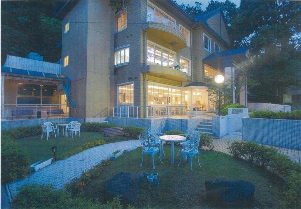 โฮเต็ล อะซูกะ Hotel ฮาโกเน่ ภายนอก รูปภาพ